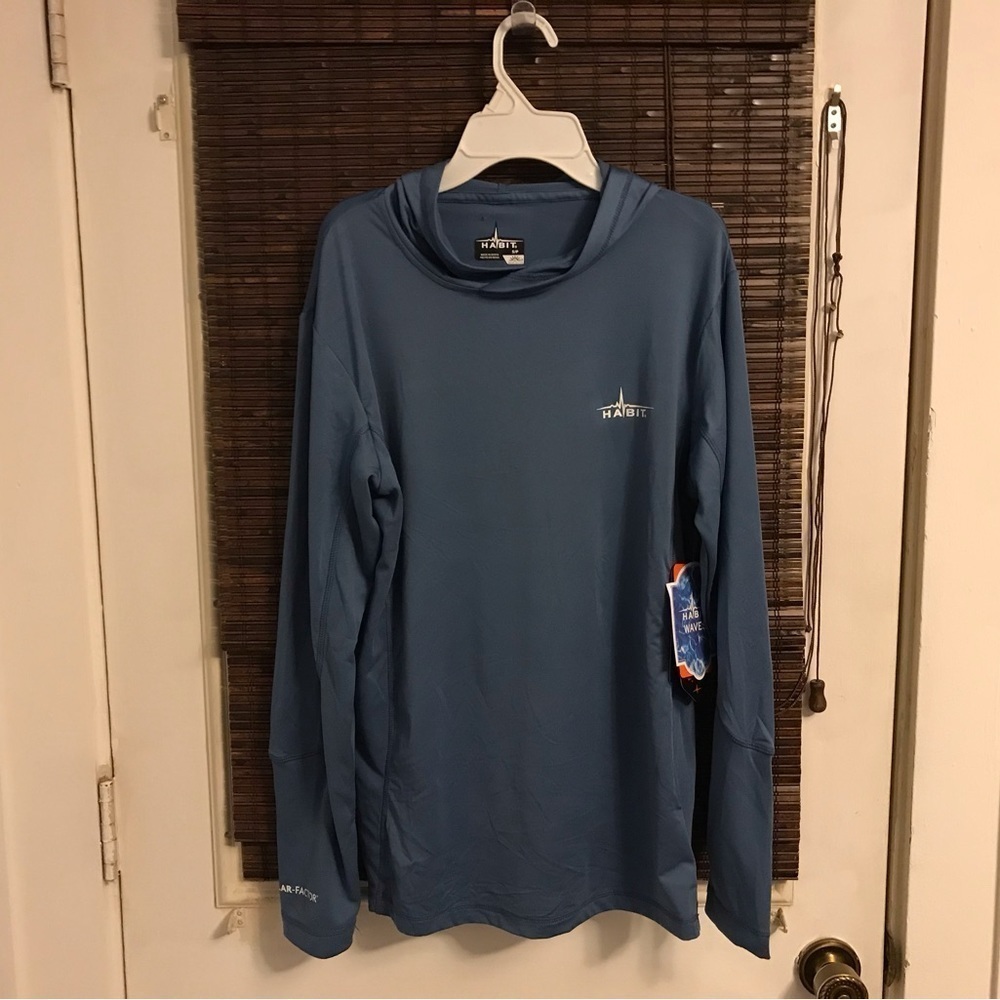 NWT Habit Hidden Cove Hooded Performance Layer Pull Over Shirt